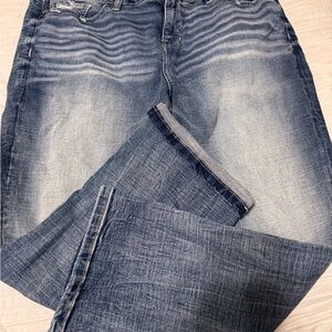 BKE Blue Ankle Cropped Jeans with Vintage Fade